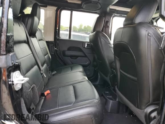 2023 Jeep Wrangler Sahara Altitude с VIN 1C4HJXENXPW619113, выставлен на аукционе Copart как лот 81230015 с пробегом 18 305 миль миль и Списание • Salvage title. История ставок и продаж доступна на DreamBid. Изображение 11.
