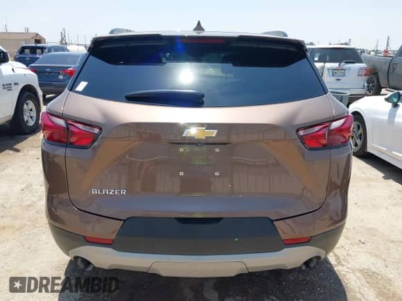 2020 Chevrolet Blazer LT with VIN 3GNKBCRS2LS541936, listed as a IAAI auction lot 42512736 with 54,729 mi miles and . Bid and sale history available at DreamBid. Image 16.