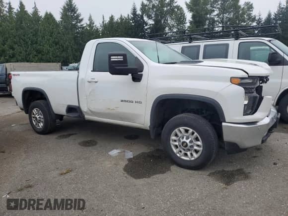 2022 Chevrolet Silverado 2500HD with VIN 1GC0YNE73NF320025, listed as a Copart auction lot 61838755 with 23,002 mi miles and Salvage title. Bid and sale history available at DreamBid. Image 4.