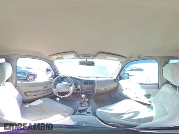 2000 Toyota Tacoma с VIN 4TAWN72N6YZ622408, выставлен на аукционе Copart как лот 81862725 с пробегом 275 084 миль миль и Списание • Salvage title. История ставок и продаж доступна на DreamBid. Изображение 15.