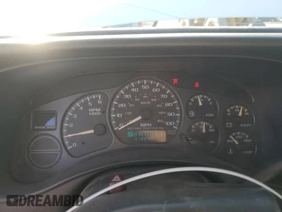 2002 Chevrolet Tahoe LT with VIN 1GNEK13T52R138456, listed as a Copart auction lot 89697285 with 218,837 mi miles and Salvage title. Bid and sale history available at DreamBid. Image 9.