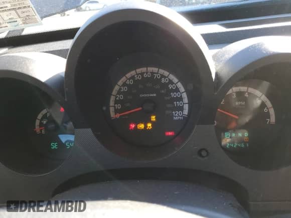 2009 Dodge Nitro SXT с VIN 1D8GU28K99W542939, выставлен на аукционе Copart как лот 80309074 с пробегом 242 461 миль миль и Списание • Salvage title. История ставок и продаж доступна на DreamBid. Изображение 9.