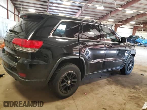 2018 Jeep Grand Cherokee Laredo with VIN 1C4RJFAG1JC183671, listed as a Copart auction lot 83782715 with 114,707 mi miles and Clean title. Bid and sale history available at DreamBid. Image 3.