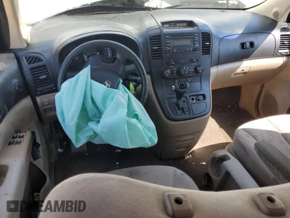 2008 Hyundai Entourage GLS с VIN KNDMC233886052544, выставлен на аукционе Copart как лот 65808295 с пробегом Не указан миль и Списание • Salvage title. История ставок и продаж доступна на DreamBid. Изображение 8.