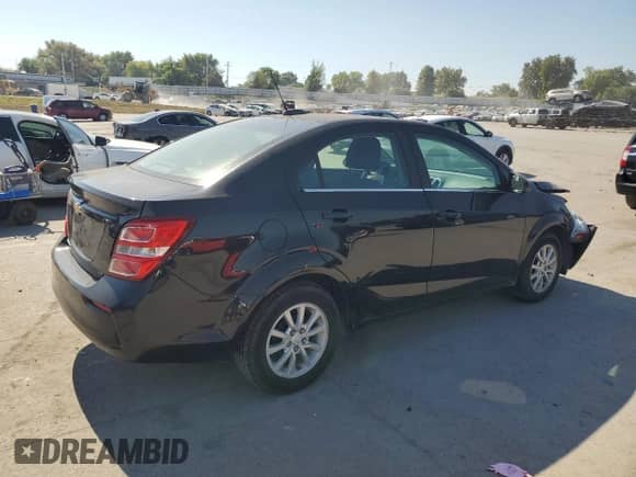 2017 Chevrolet Sonic LT с VIN 1G1JD5SH9H4104718, выставлен на аукционе Copart как лот 81149075 с пробегом 59 526 миль миль и Списание • Salvage title. История ставок и продаж доступна на DreamBid. Изображение 3.