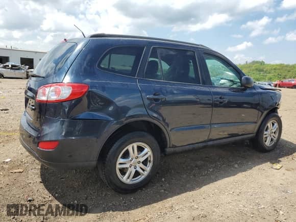 2012 Hyundai Santa Fe GLS с VIN 5XYZG4AG1CG110026, выставлен на аукционе Copart как лот 56843185 с пробегом 200 700 миль миль и Списание • Salvage title. История ставок и продаж доступна на DreamBid. Изображение 3.