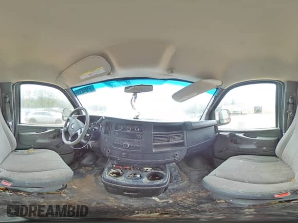 2010 Chevrolet Express Cargo z VIN 1GCZGFBG7A1138291, wystawiony jako Copart lot #51048385 z przebiegiem 217 024 mil mil oraz Szkoda całkowita • Salvage title. Historia ofert i sprzedaży dostępna na DreamBid. Obrazek 13.