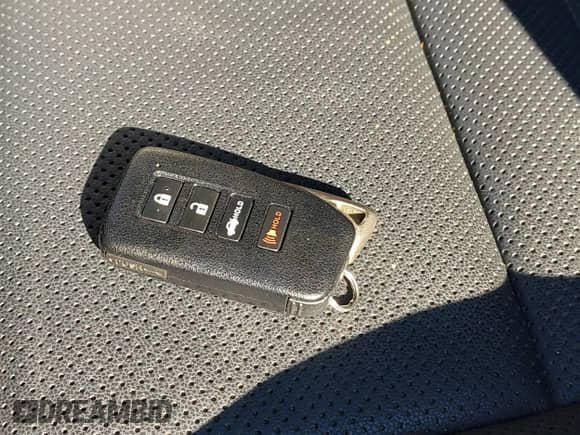 2015 Lexus IS 250 z VIN JTHBF1D2XF5078014, wystawiony jako IAAI lot #43272281 z przebiegiem 89 318 mil mil oraz . Historia ofert i sprzedaży dostępna na DreamBid. Obrazek 11.