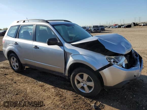 2013 Subaru Forester X с VIN JF2SHABC2DH435464, выставлен на аукционе Copart как лот 85578855 с пробегом 136 612 миль миль и Списание • Salvage title. История ставок и продаж доступна на DreamBid. Изображение 4.