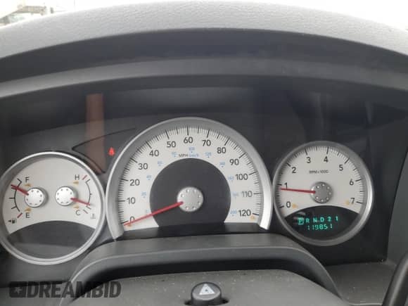 2005 Dodge Dakota SLT with VIN 1D7HW48N25S269367, listed as a Copart auction lot 83964315 with 119,851 mi miles and Clean title. Bid and sale history available at DreamBid. Image 9.