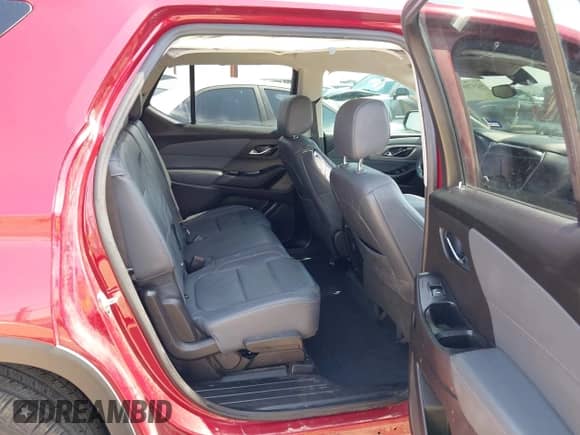 2021 Chevrolet Traverse LT с VIN 1GNERHKW9MJ117918, выставлен на аукционе IAAI как лот 42470808 с пробегом 77 535 миль миль и . История ставок и продаж доступна на DreamBid. Изображение 8.