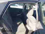 2011 Toyota Prius III z VIN JTDKN3DU1B1450052, wystawiony jako IAAI lot #43509624 z przebiegiem 364 125 mil mil oraz . Historia ofert i sprzedaży dostępna na DreamBid. Obrazek 8.