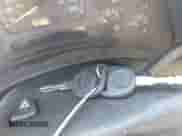 2004 GMC Sierra 1500 SLE z VIN 2GTEK13T741410607, wystawiony jako IAAI lot #42641309 z przebiegiem 245 420 mil mil oraz . Historia ofert i sprzedaży dostępna na DreamBid. Obrazek 11.