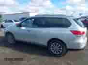 2014 Nissan Pathfinder SL with VIN 5N1AR2MM1EC684139, listed as a IAAI auction lot 43517521 with 208,606 mi miles and . Bid and sale history available at DreamBid. Image 14.