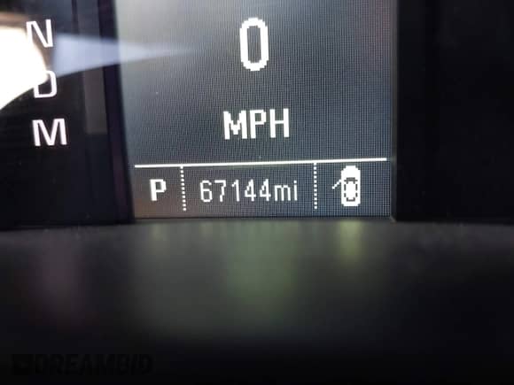 2014 Chevrolet Silverado 1500 Work Truck z VIN 1GCNCPEH5EZ336461, wystawiony jako IAAI lot #42248272 z przebiegiem 67 144 mil mil oraz . Historia ofert i sprzedaży dostępna na DreamBid. Obrazek 15.