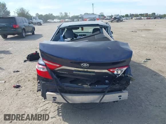 2016 Toyota Camry LE с VIN 4T4BF1FK1GR560507, выставлен на аукционе IAAI как лот 43368524 с пробегом Не указан миль и . История ставок и продаж доступна на DreamBid. Изображение 15.