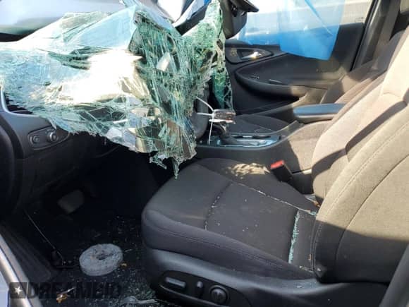 2023 Chevrolet Malibu LS z VIN 1G1ZC5ST3PF218162, wystawiony jako Copart lot #71083725 z przebiegiem Nie podano mil oraz Szkoda całkowita • Salvage title. Historia ofert i sprzedaży dostępna na DreamBid. Obrazek 7.