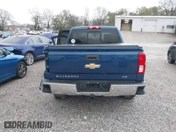 2017 Chevrolet Silverado 1500 LTZ with VIN 3GCUKSEC7HG346693, listed as a IAAI auction lot 40808791 with Not provided miles and . Bid and sale history available at DreamBid. Image 15.