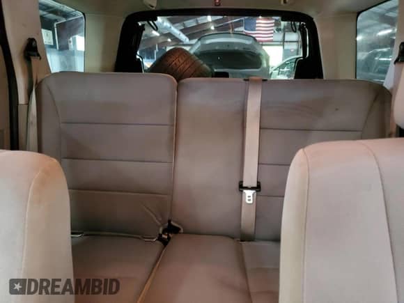 2011 Ford Escape XLT с VIN 1FMCU9DG9BKA42635, выставлен на аукционе Copart как лот 84235825 с пробегом 129 725 миль миль и Чистый • Clean title. История ставок и продаж доступна на DreamBid. Изображение 10.