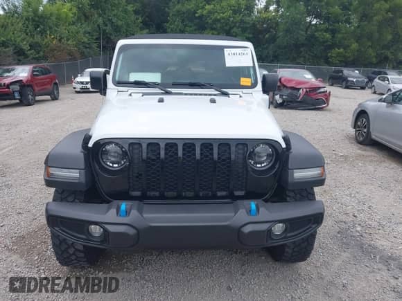 2023 Jeep Wrangler с VIN 1C4JJXN68PW591824, выставлен на аукционе IAAI как лот 43014261 с пробегом 22 348 миль миль и . История ставок и продаж доступна на DreamBid. Изображение 12.