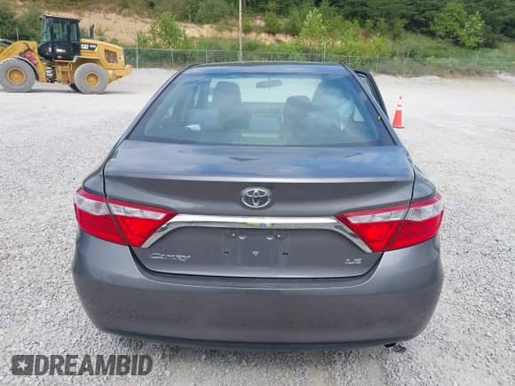 2017 Toyota Camry XLE с VIN 4T1BF1FK4HU422522, выставлен на аукционе IAAI как лот 43088085 с пробегом 90 775 миль миль и . История ставок и продаж доступна на DreamBid. Изображение 17.