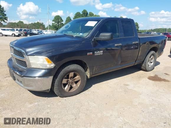 2016 Ram 1500 Express with VIN 1C6RR6FT3GS118843, listed as a IAAI auction lot 43151711 with 267,592 mi miles and . Bid and sale history available at DreamBid. Image 2.