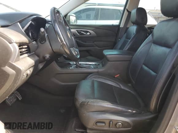 2018 Chevrolet Traverse Premier z VIN 1GNERKKW6JJ160248, wystawiony jako Copart lot #64592845 z przebiegiem 181 748 mil mil oraz Szkoda całkowita • Salvage title. Historia ofert i sprzedaży dostępna na DreamBid. Obrazek 7.