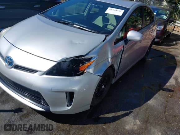 2013 Toyota Prius Three z VIN JTDKN3DU0D5567309, wystawiony jako IAAI lot #43439732 z przebiegiem 136 962 mil mil oraz . Historia ofert i sprzedaży dostępna na DreamBid. Obrazek 6.