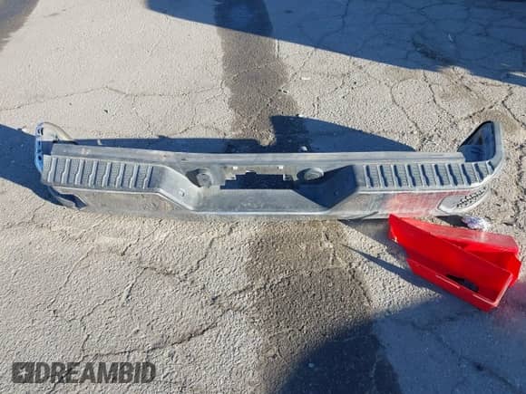 2020 Chevrolet Silverado 1500 Work Truck с VIN 3GCNWAEFXLG266603, выставлен на аукционе IAAI как лот 40771640 с пробегом 95 746 миль миль и . История ставок и продаж доступна на DreamBid. Изображение 12.