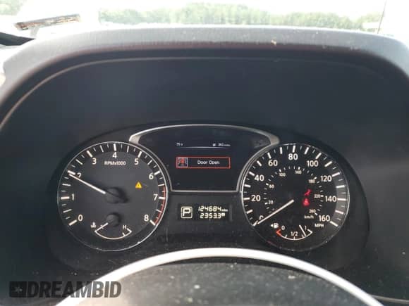 2015 Nissan Pathfinder S with VIN 5N1AR2MN3FC722707, listed as a Copart auction lot 59866905 with 124,684 mi miles and Salvage title. Bid and sale history available at DreamBid. Image 9.