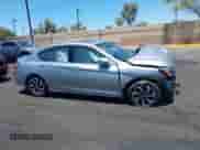 2017 Honda Accord EX-L z VIN 1HGCR3F88HA039685, wystawiony jako IAAI lot #42517978 z przebiegiem Nie podano mil oraz . Historia ofert i sprzedaży dostępna na DreamBid. Obrazek 13.