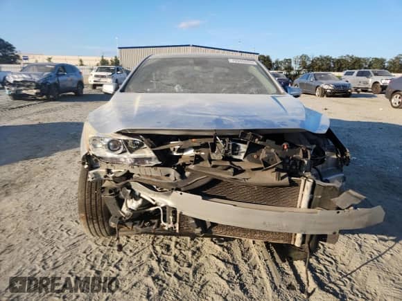 2014 Chevrolet Malibu LTZ with VIN 1G11H5SL7EF298111, listed as a Copart auction lot 70945085 with Not provided miles and Salvage title. Bid and sale history available at DreamBid. Image 5.