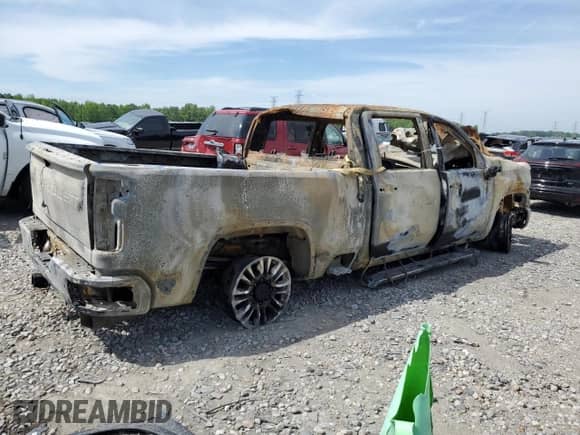 2021 Chevrolet Silverado 2500HD High Country с VIN 1GC4YREY2MF284117, выставлен на аукционе Copart как лот 52414664 с пробегом Не указан миль и На запчасти • Non repairable. История ставок и продаж доступна на DreamBid. Изображение 3.
