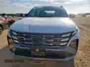 2025 Hyundai Tucson Limited с VIN 3KMJE3DE2SE016432, выставлен на аукционе Copart как лот 64241265 с пробегом 2 525 миль миль и Списание • Salvage title. История ставок и продаж доступна на DreamBid. Изображение 5.