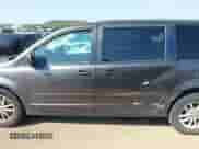 2016 Dodge Grand Caravan SXT z VIN 2C4RDGCGXGR333562, wystawiony jako IAAI lot #43206019 z przebiegiem 145 006 mil mil oraz . Historia ofert i sprzedaży dostępna na DreamBid. Obrazek 14.