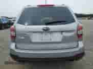 2015 Subaru Forester Premium z VIN JF2SJADCXFH447026, wystawiony jako Copart lot #82338595 z przebiegiem 114 037 mil mil oraz Szkoda całkowita • Salvage title. Historia ofert i sprzedaży dostępna na DreamBid. Obrazek 6.