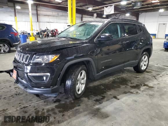2020 Jeep Compass Latitude с VIN 3C4NJDBB2LT197379, выставлен на аукционе Copart как лот 81733095 с пробегом 27 696 миль миль и Списание • Salvage title. История ставок и продаж доступна на DreamBid. Изображение 1.