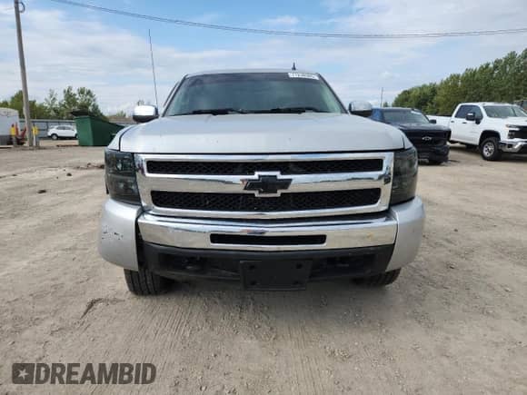 2010 Chevrolet Silverado 1500 LT с VIN 1GCSKSE36AZ154548, выставлен на аукционе Copart как лот 71238305 с пробегом 141 995 миль миль и Списание • Salvage title. История ставок и продаж доступна на DreamBid. Изображение 5.