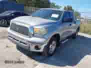 2007 Toyota Tundra SR5 с VIN 5TFRT54107X011547, выставлен на аукционе IAAI как лот 43531368 с пробегом 155 733 миль миль и . История ставок и продаж доступна на DreamBid. Изображение 6.