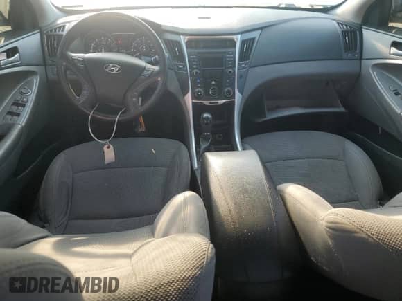 2014 Hyundai Sonata GLS z VIN 5NPEB4AC8EH923045, wystawiony jako Copart lot #82182055 z przebiegiem 156 845 mil mil oraz Szkoda całkowita • Salvage title. Historia ofert i sprzedaży dostępna na DreamBid. Obrazek 8.