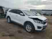 2017 Kia Sorento LX with VIN 5XYPG4A31HG218786, listed as a Copart auction lot 82127485 with 42,589 mi miles and Salvage title. Bid and sale history available at DreamBid. Image 4.