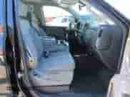 2017 GMC Sierra 1500 z VIN 1GTR1LEC9HZ311703, wystawiony jako Copart lot #58669115 z przebiegiem 48 752 mil mil oraz Szkoda całkowita • Salvage title. Historia ofert i sprzedaży dostępna na DreamBid. Obrazek 5.