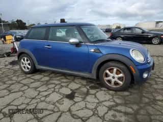 2008 MINI Hardtop with VIN WMWMF33538TU63881, listed as a Copart auction lot 50844225 with 80,475 mi miles and Salvage title. Bid and sale history available at DreamBid. Image 4.