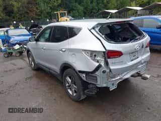 2018 Hyundai Santa Fe 2.4L с VIN 5XYZTDLB0JG533030, выставлен на аукционе IAAI как лот 43434007 с пробегом 124 135 миль миль и . История ставок и продаж доступна на DreamBid. Изображение 3.