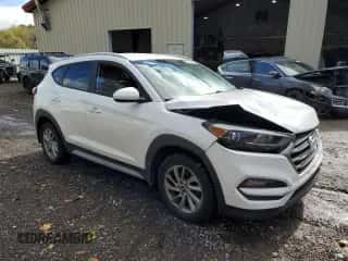 2017 Hyundai Tucson SE z VIN KM8J3CA41HU566635, wystawiony jako Copart lot #85597165 z przebiegiem 85 847 mil mil oraz Szkoda całkowita • Salvage title. Historia ofert i sprzedaży dostępna na DreamBid. Obrazek 4.