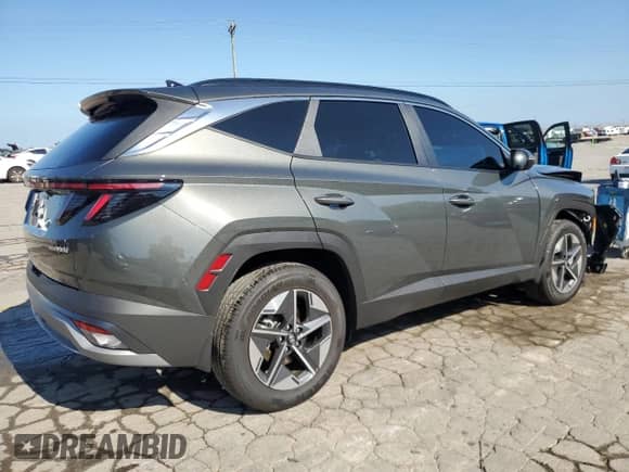 2025 Hyundai Tucson SEL Convenience с VIN KM8JCDD10SU277163, выставлен на аукционе Copart как лот 68381385 с пробегом 3 058 миль миль и Списание • Salvage title. История ставок и продаж доступна на DreamBid. Изображение 3.