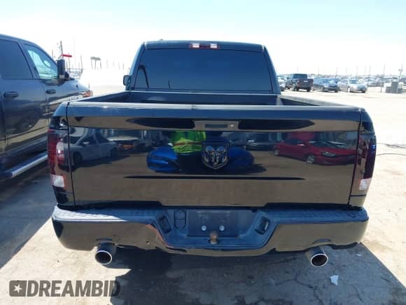 2014 Ram 1500 Express z VIN 1C6RR6FT9ES397972, wystawiony jako IAAI lot #42489926 z przebiegiem 108 147 mil mil oraz . Historia ofert i sprzedaży dostępna na DreamBid. Obrazek 16.