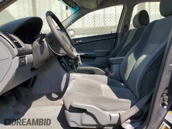 2007 Honda Accord LX z VIN 1HGCM56427A167510, wystawiony jako Copart lot #80332435 z przebiegiem 157 756 mil mil oraz Czysty tytuł • Clean title. Historia ofert i sprzedaży dostępna na DreamBid. Obrazek 7.