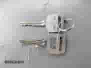 2002 Toyota Camry LE с VIN JTDBE32K420055676, выставлен на аукционе IAAI как лот 42323221 с пробегом 286 891 миль миль и . История ставок и продаж доступна на DreamBid. Изображение 11.