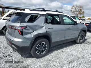 2025 Chevrolet Equinox FWD ACTIV с VIN 3GNAXKEG0SL138023, выставлен на аукционе Copart как лот 46442275 с пробегом 21 миль миль и Списание • Salvage title. История ставок и продаж доступна на DreamBid. Изображение 3.